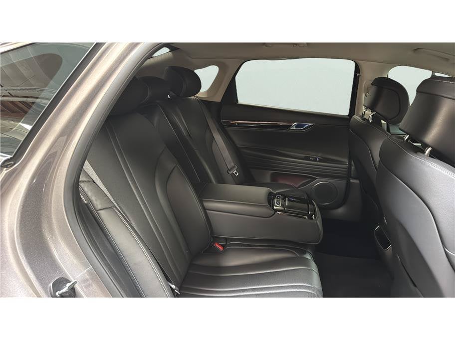 2023 Genesis G80 2.5T