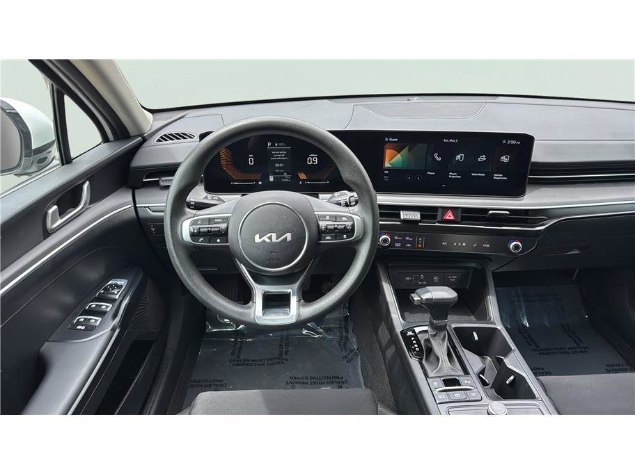 2025 Kia K5 LXS