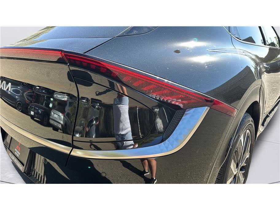 2023 Kia EV6 Wind