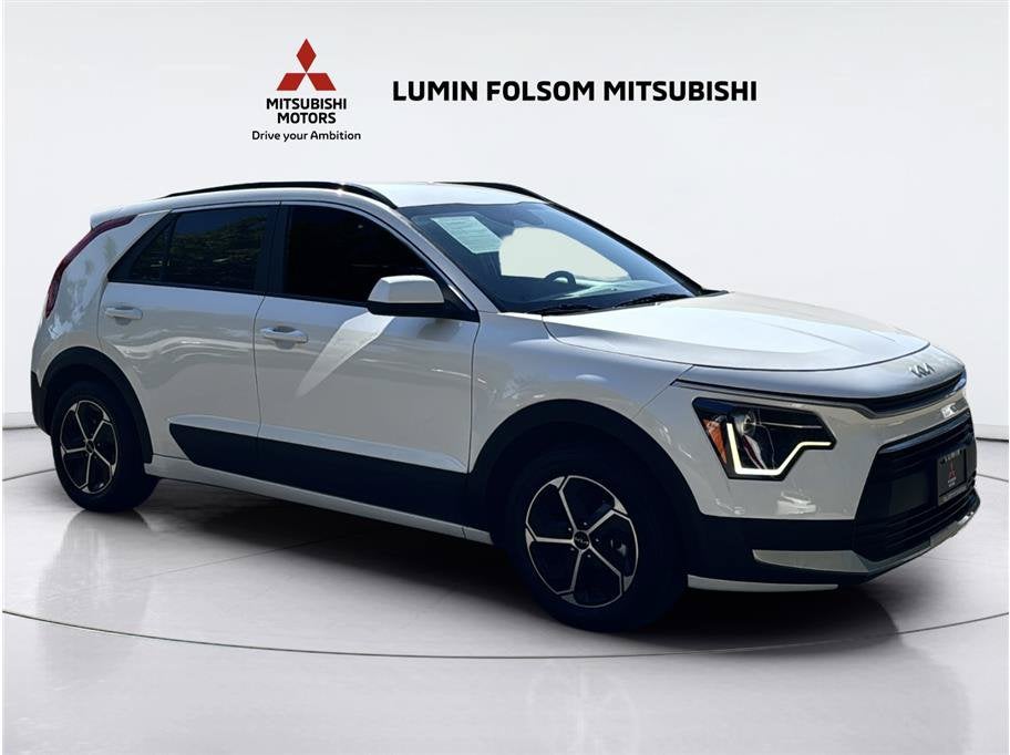 2025 Kia Niro LX