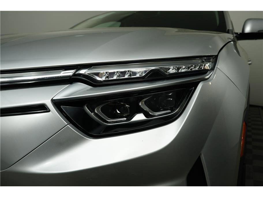 2023 VinFast VF 8 Eco