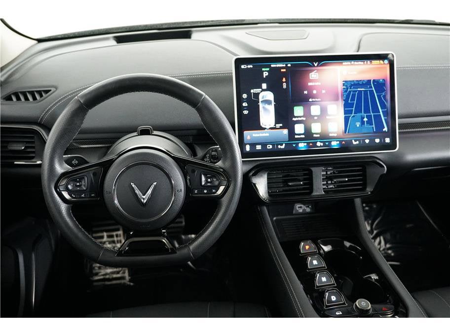 2023 VinFast VF 8 Eco