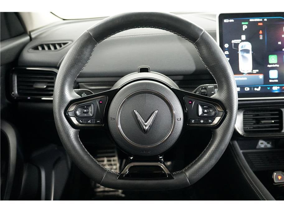 2023 VinFast VF 8 Eco