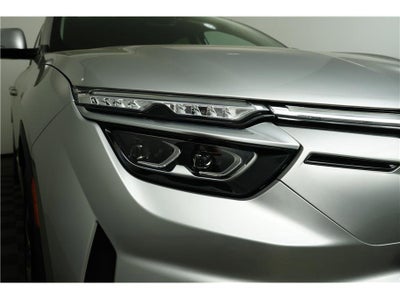2023 VinFast VF 8 Eco