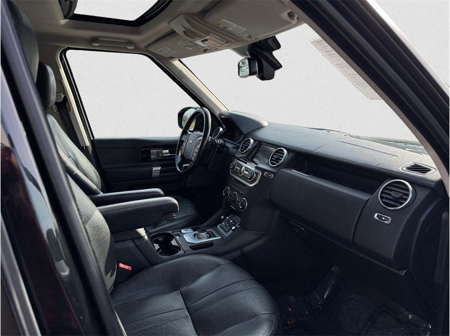 2016 Land Rover LR4 HSE Sport Utility 4D