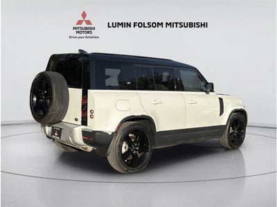 2023 Land Rover Defender SE
