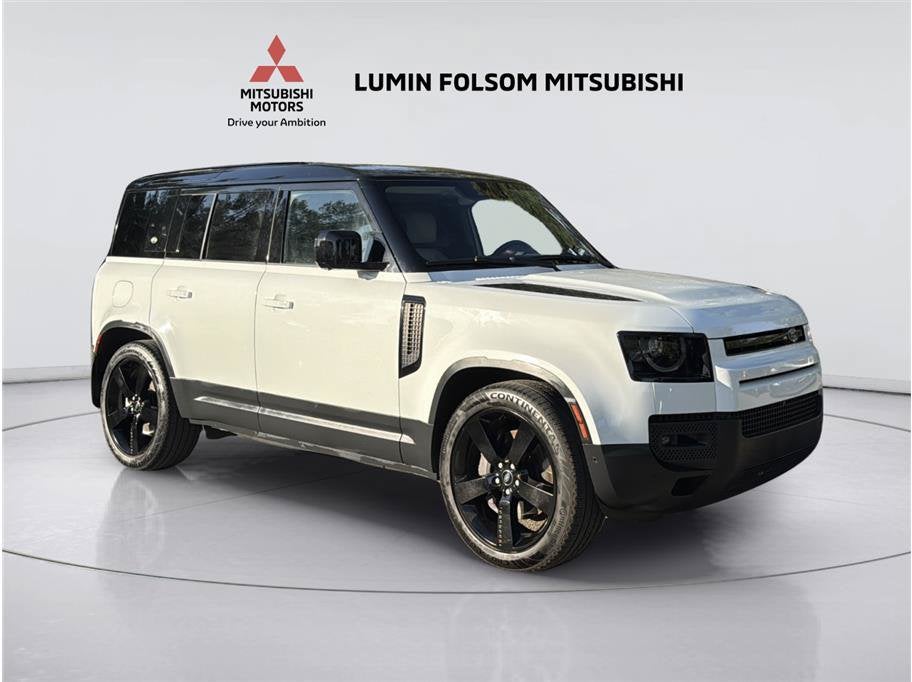 2023 Land Rover Defender SE