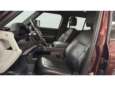 2023 Land Rover Defender SE