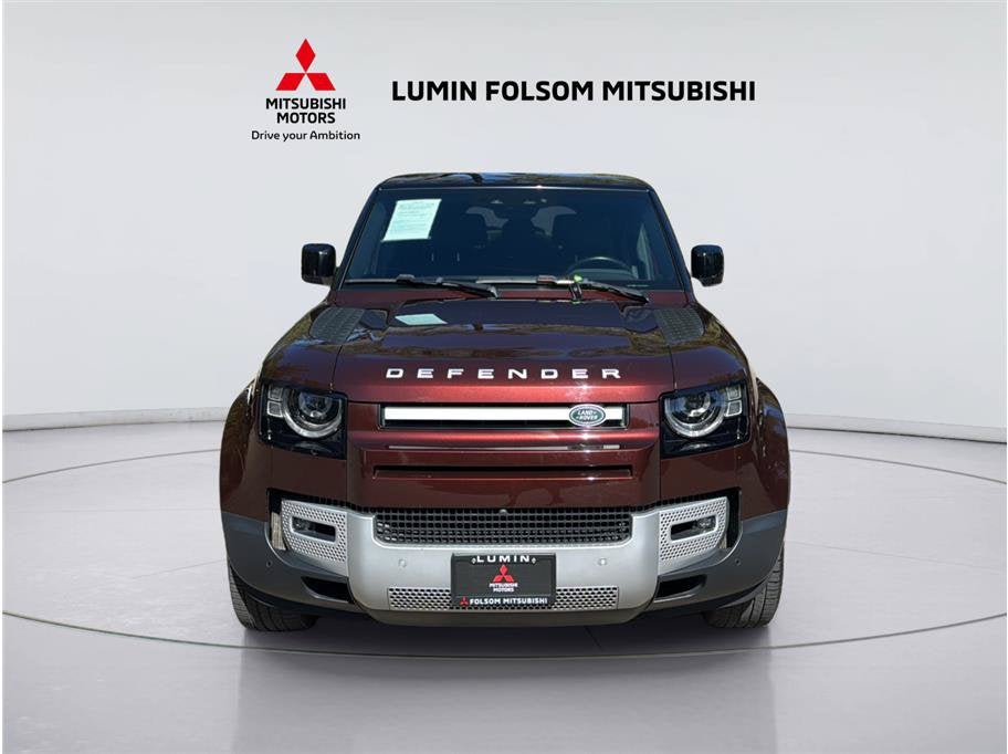 2023 Land Rover Defender SE