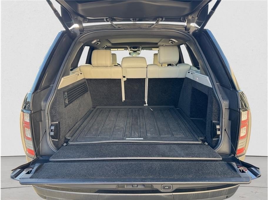 2017 Land Rover Range Rover Supercharged Sport Utility 4D