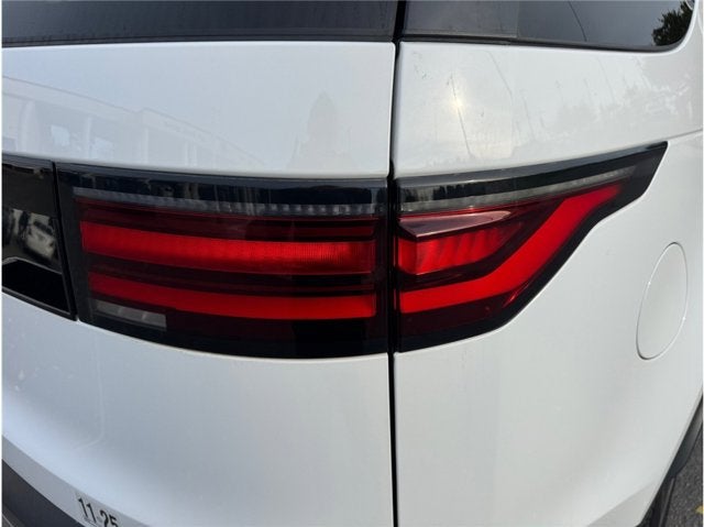 2024 Land Rover Discovery S