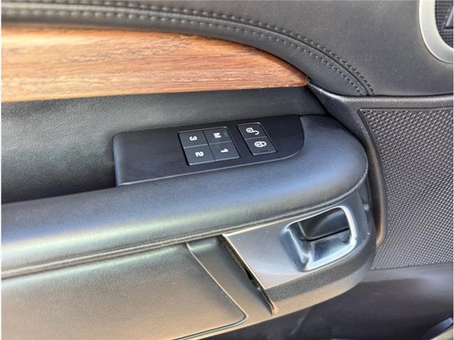 2019 Land Rover Discovery HSE Luxury