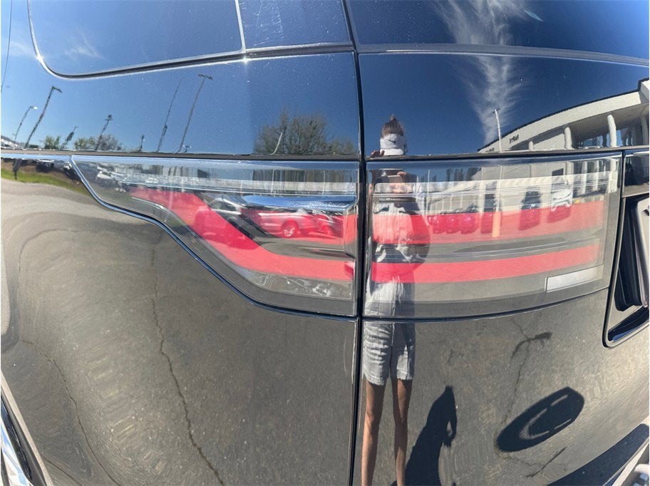 2021 Land Rover Discovery S R-Dynamic