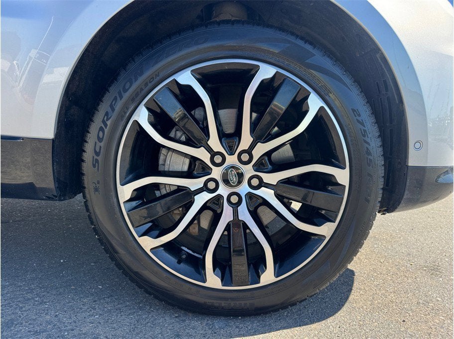 2022 Land Rover Range Rover Sport HSE Silver Edition