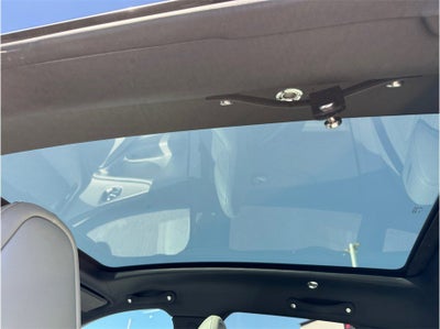 2021 Aston Martin DBX Sport Utility 4D