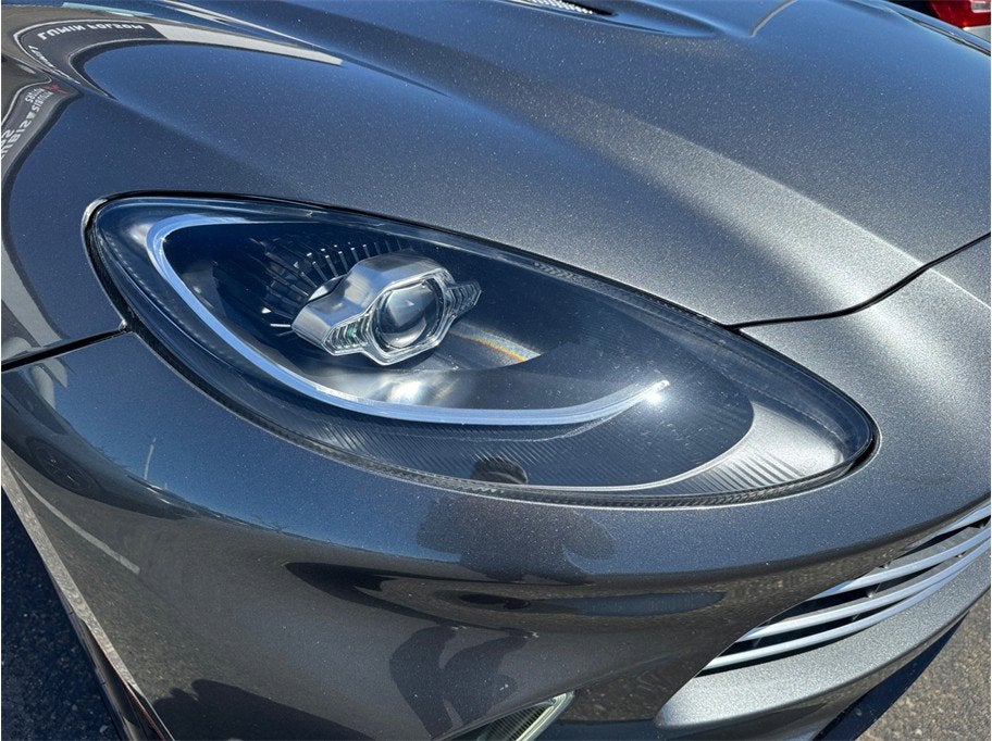 2021 Aston Martin DBX Sport Utility 4D