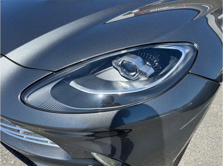 2021 Aston Martin DBX Sport Utility 4D