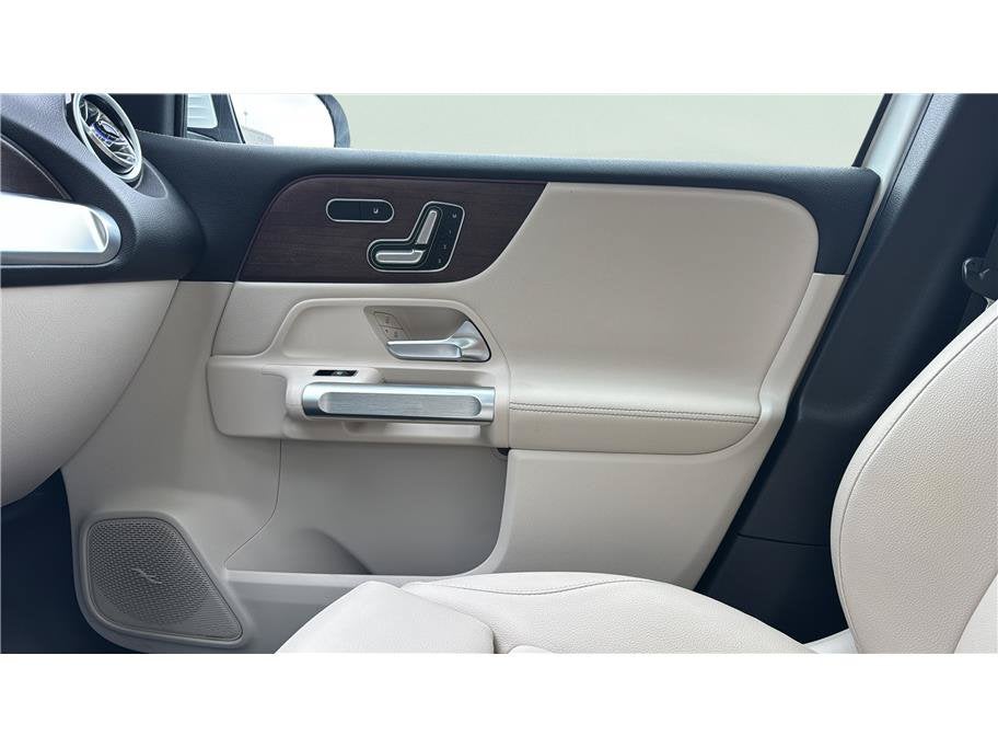 2023 Mercedes-Benz EQB EQB 300