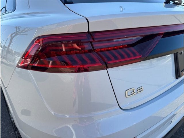 2020 Audi Q8 Premium