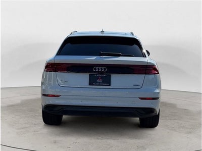 2020 Audi Q8 Premium
