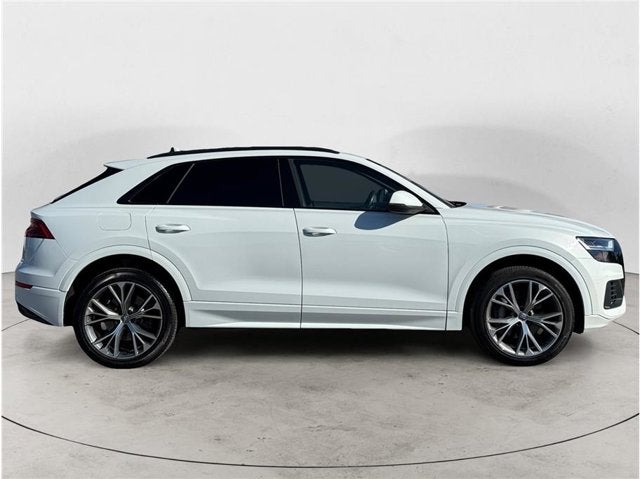 2020 Audi Q8 Premium