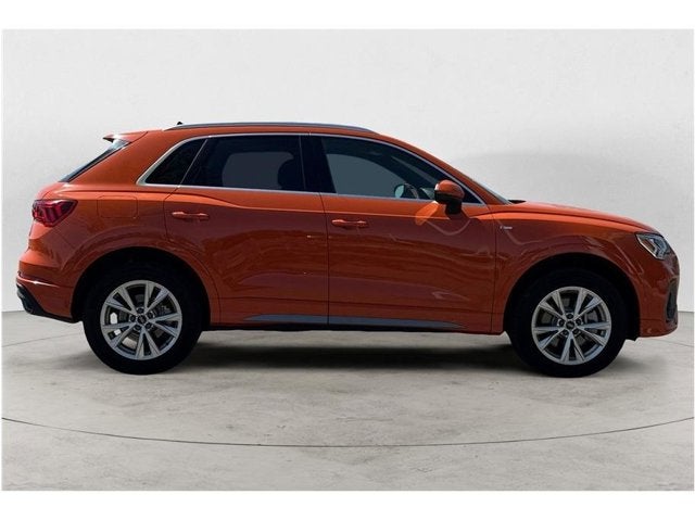 2023 Audi Q3 S line Premium