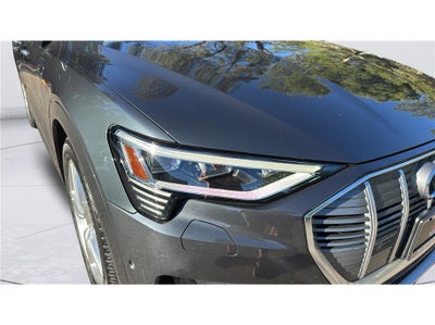 2019 Audi e-tron Premium Plus