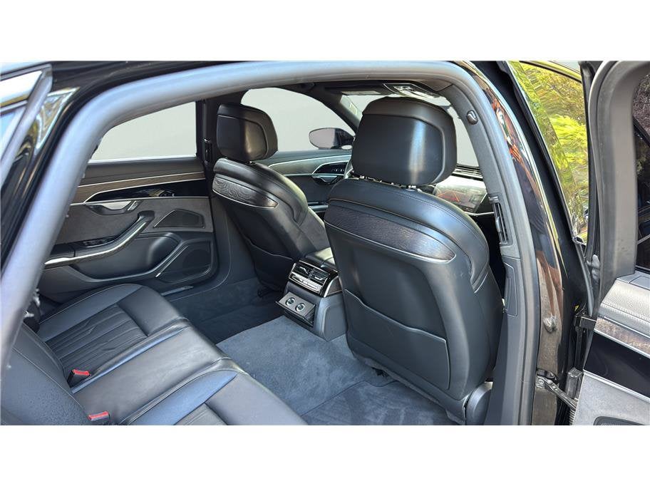 2024 Audi A8 L 55 TFSI Sedan 4D