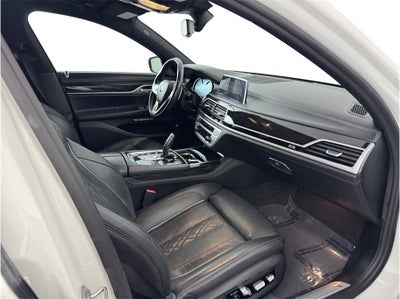 2018 BMW 7 Series 750i