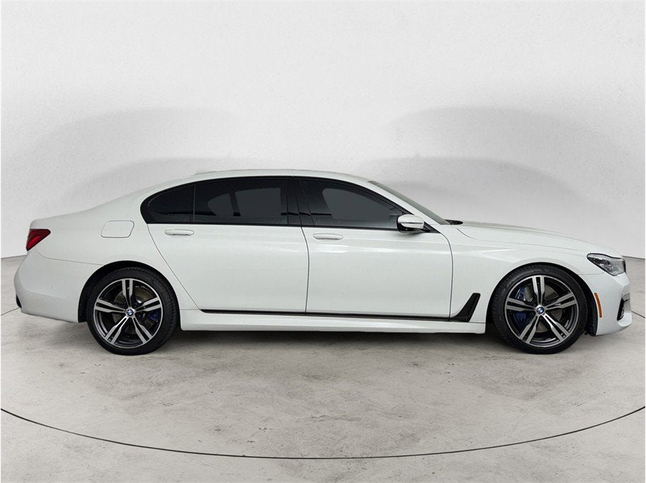 2018 BMW 7 Series 750i