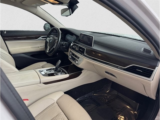2021 BMW 7 Series 750i xDrive