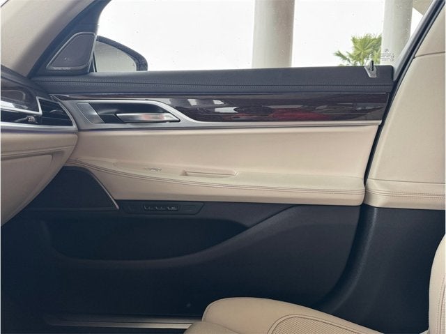 2021 BMW 7 Series 750i xDrive