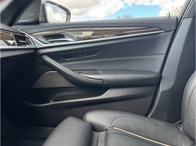 2020 BMW 5 Series M550i xDrive