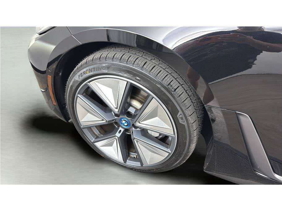 2023 BMW i4 eDrive40