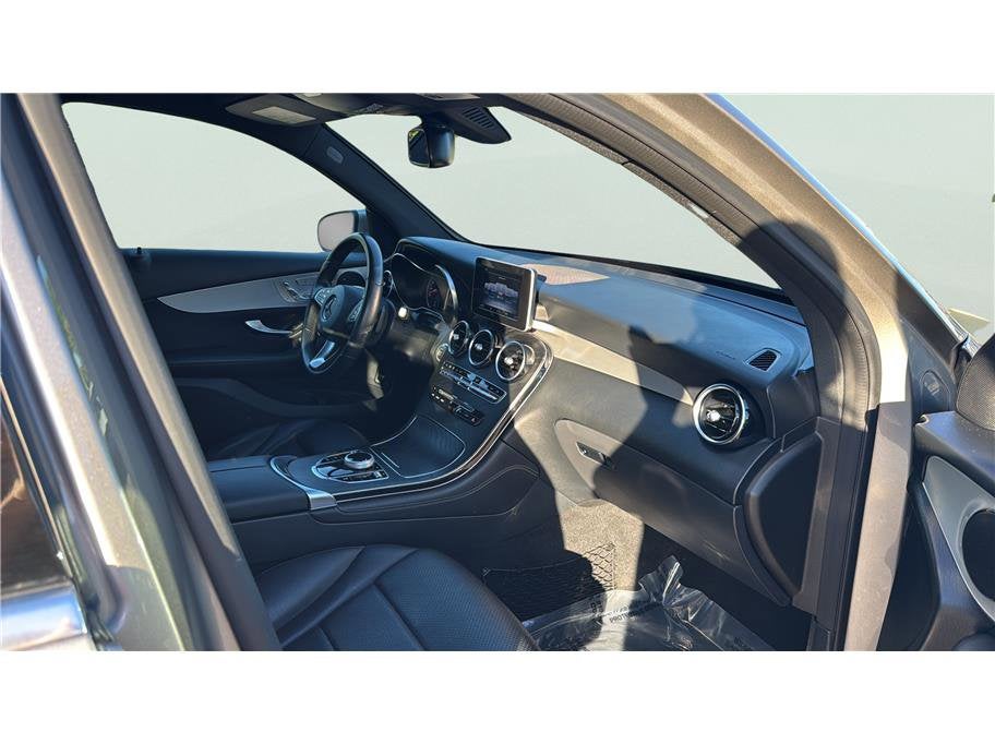 2019 Mercedes-Benz GLC GLC 300