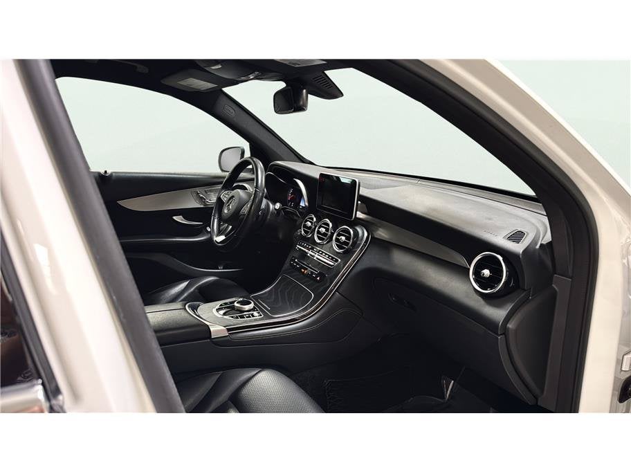 2019 Mercedes-Benz GLC GLC 300