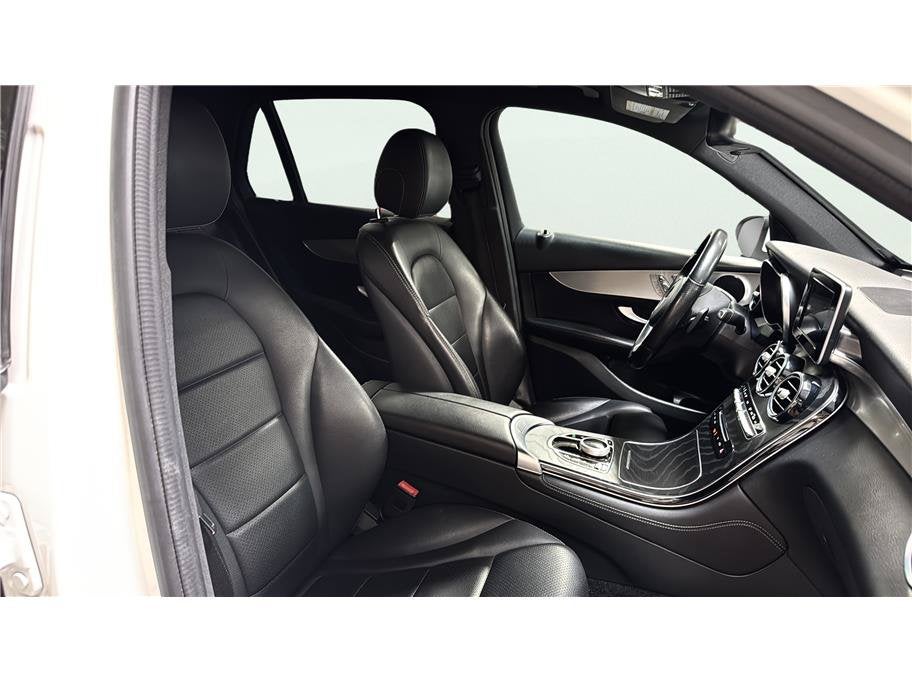 2019 Mercedes-Benz GLC GLC 300