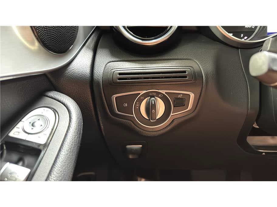 2019 Mercedes-Benz GLC GLC 300