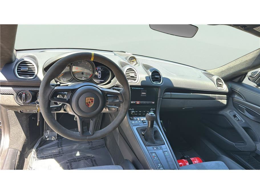 2025 Porsche 718 Cayman GT4 RS