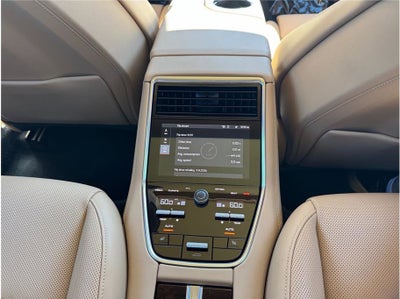 2023 Porsche Panamera GTS