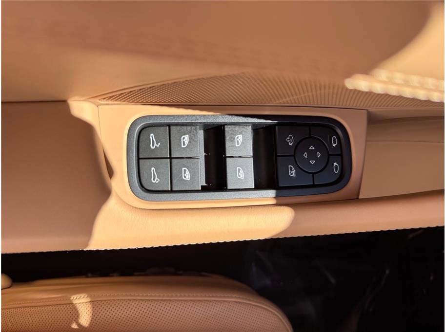 2023 Porsche Panamera GTS