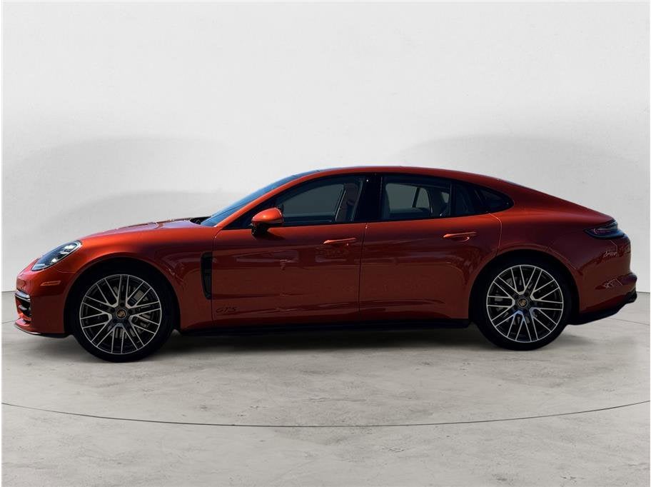 2023 Porsche Panamera GTS