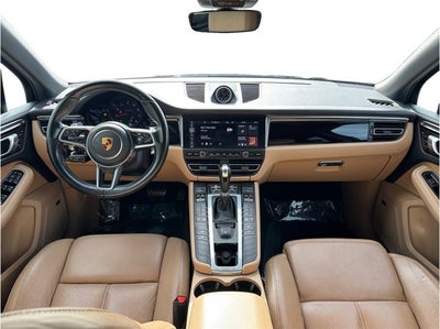 2021 Porsche Macan Sport Utility 4D