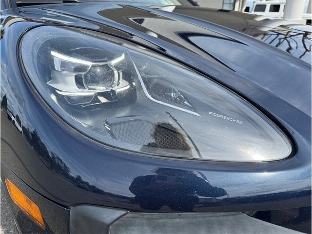 2021 Porsche Macan Sport Utility 4D