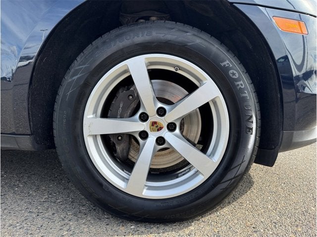 2021 Porsche Macan Sport Utility 4D