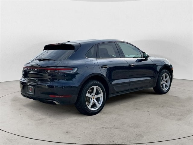 2021 Porsche Macan Sport Utility 4D
