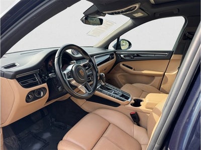 2021 Porsche Macan Sport Utility 4D