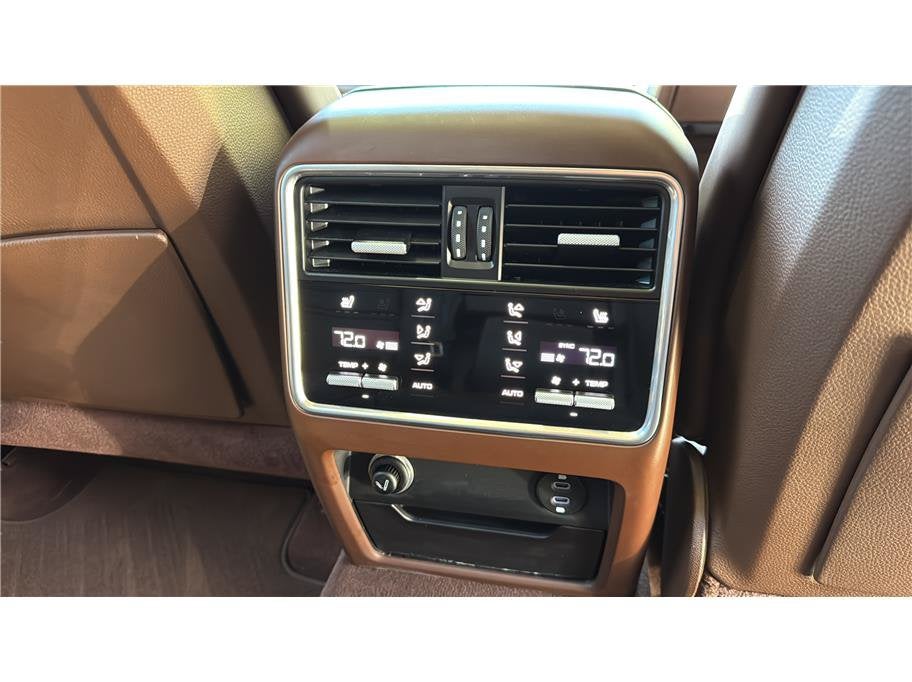 2021 Porsche Cayenne Turbo