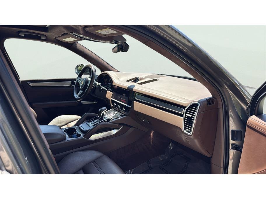 2021 Porsche Cayenne Turbo