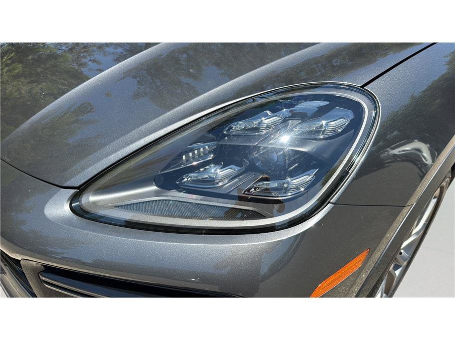 2021 Porsche Cayenne Turbo